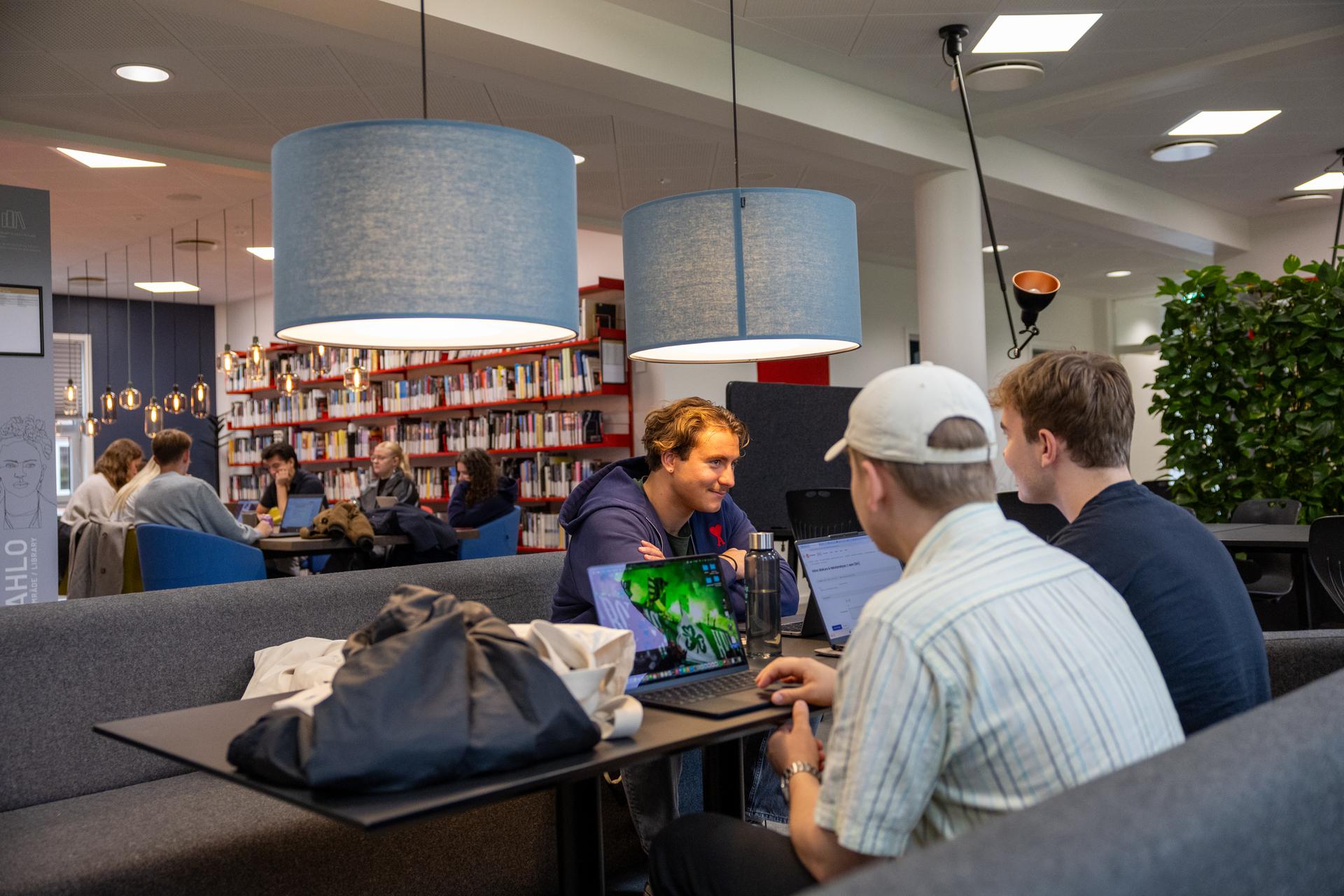 Sofa sets in study space Kahlo